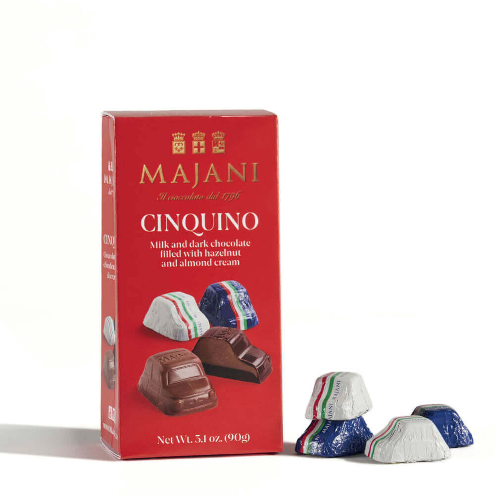 Majani Cinquino Mini Cars with Fiat Cream Chocolate Assortment 90g